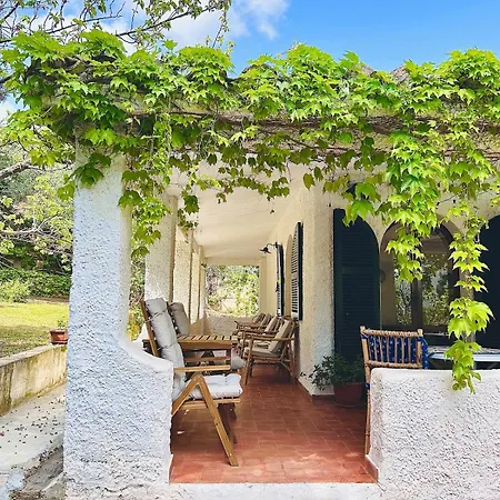 Holiday home Stella, With Garden, Five Minutes From The *