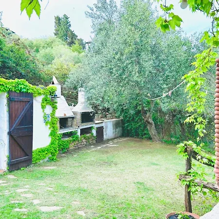 Stella, With Garden, Five Minutes From The *