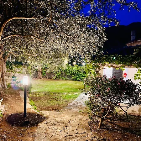 Stella, With Garden, Five Minutes From The *