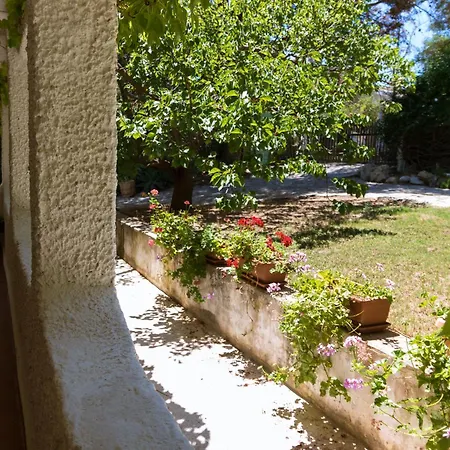 Σπίτι διακοπών Stella, With Garden, Five Minutes From The Torre delle Stelle