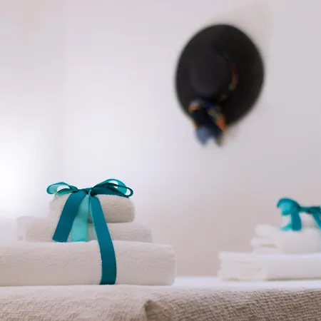 Semesterbostad Stella, With Garden, Five Minutes From The *