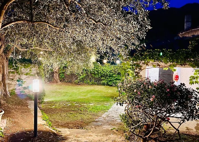 Stella, With Garden, Five Minutes From The *