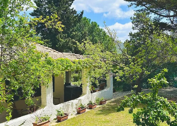 Stella, With Garden, Five Minutes From The Nyaraló